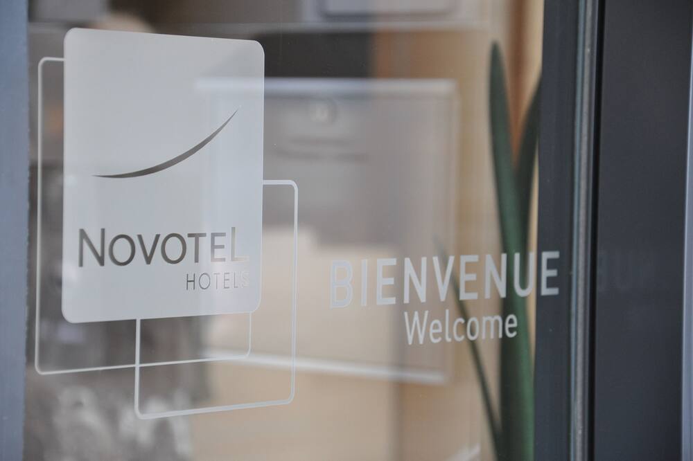 ノボテル ブリュッセル セントレ ミディ ステーション ホテル 写真