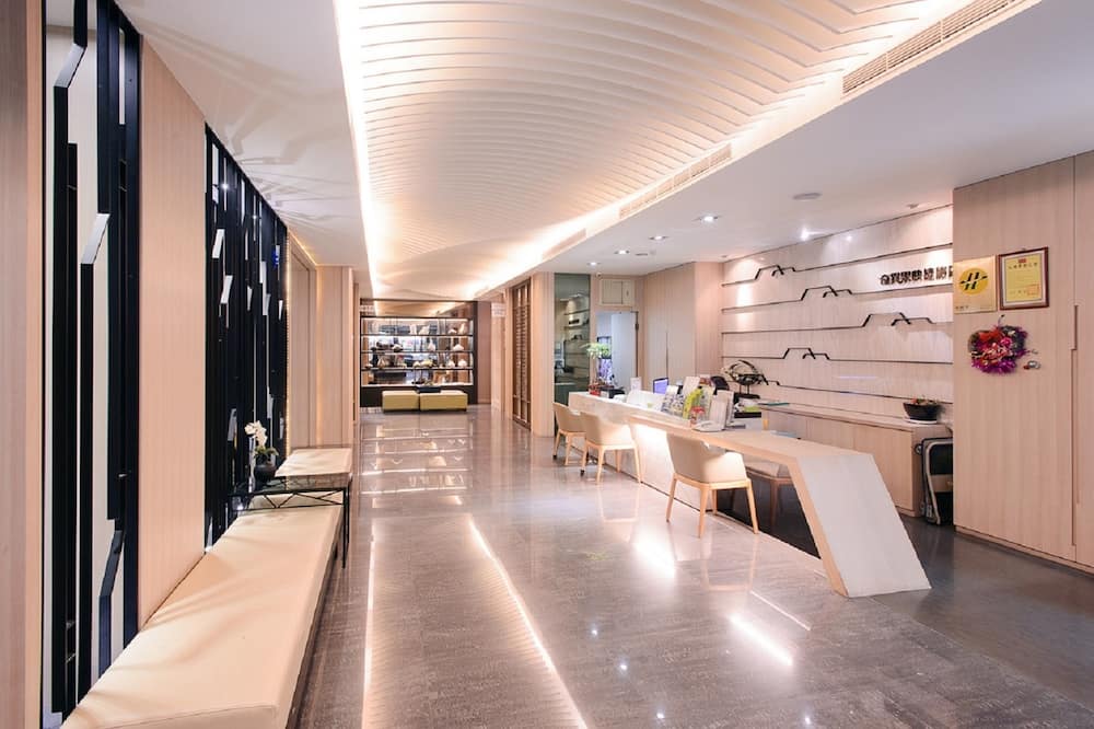 キウイ エクスプレス ホテル カオシュン ステーション 写真