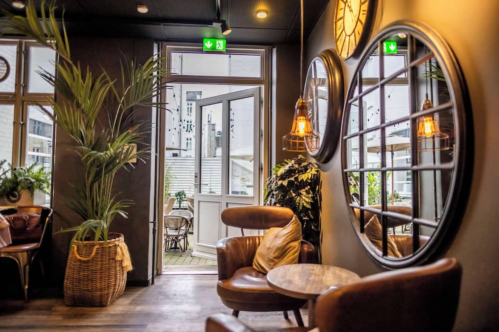 スカンディック ウェバース 写真