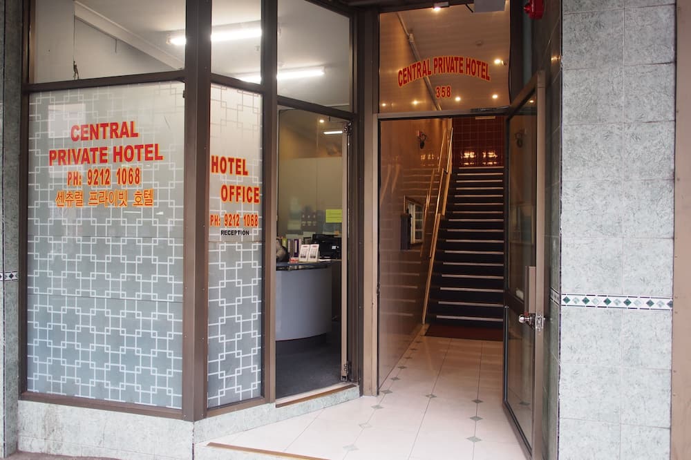 セントラル プライベート ホテル 写真