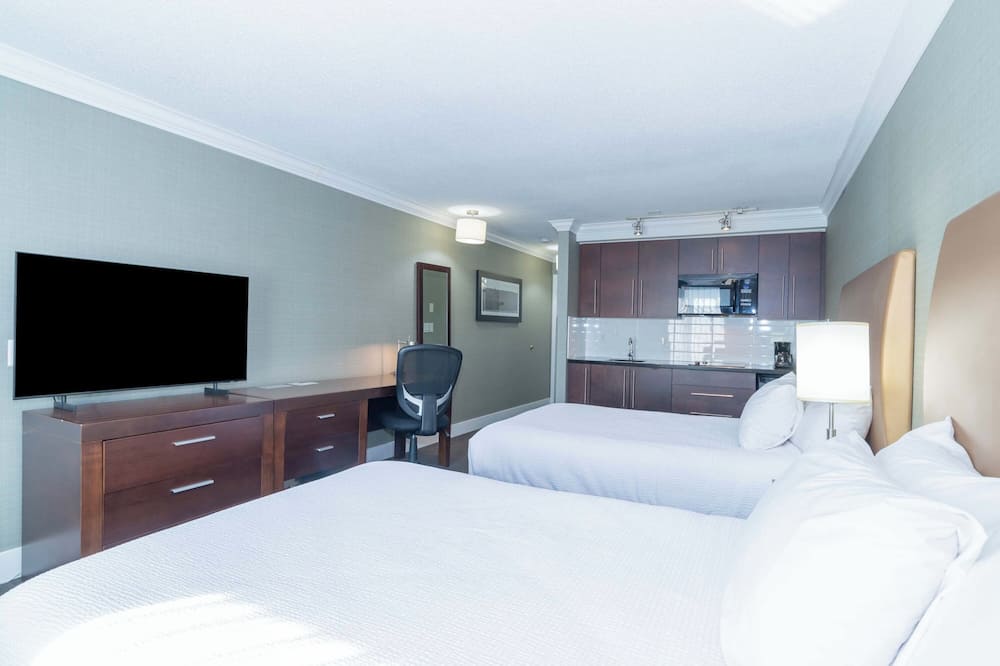 Sandman Hotel Vernon 写真