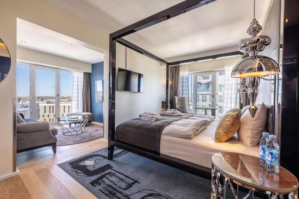 チボリ ホテル 写真