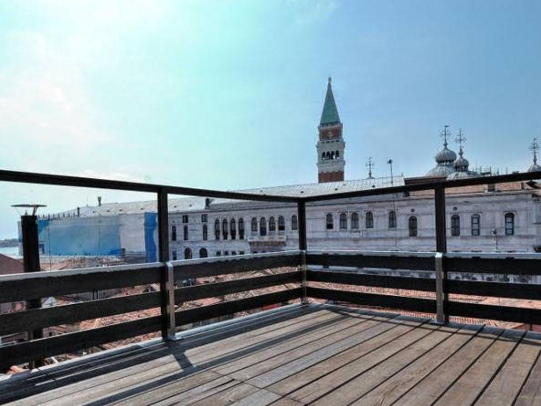 ホテル アンティゴ トロヴァトーレ 写真