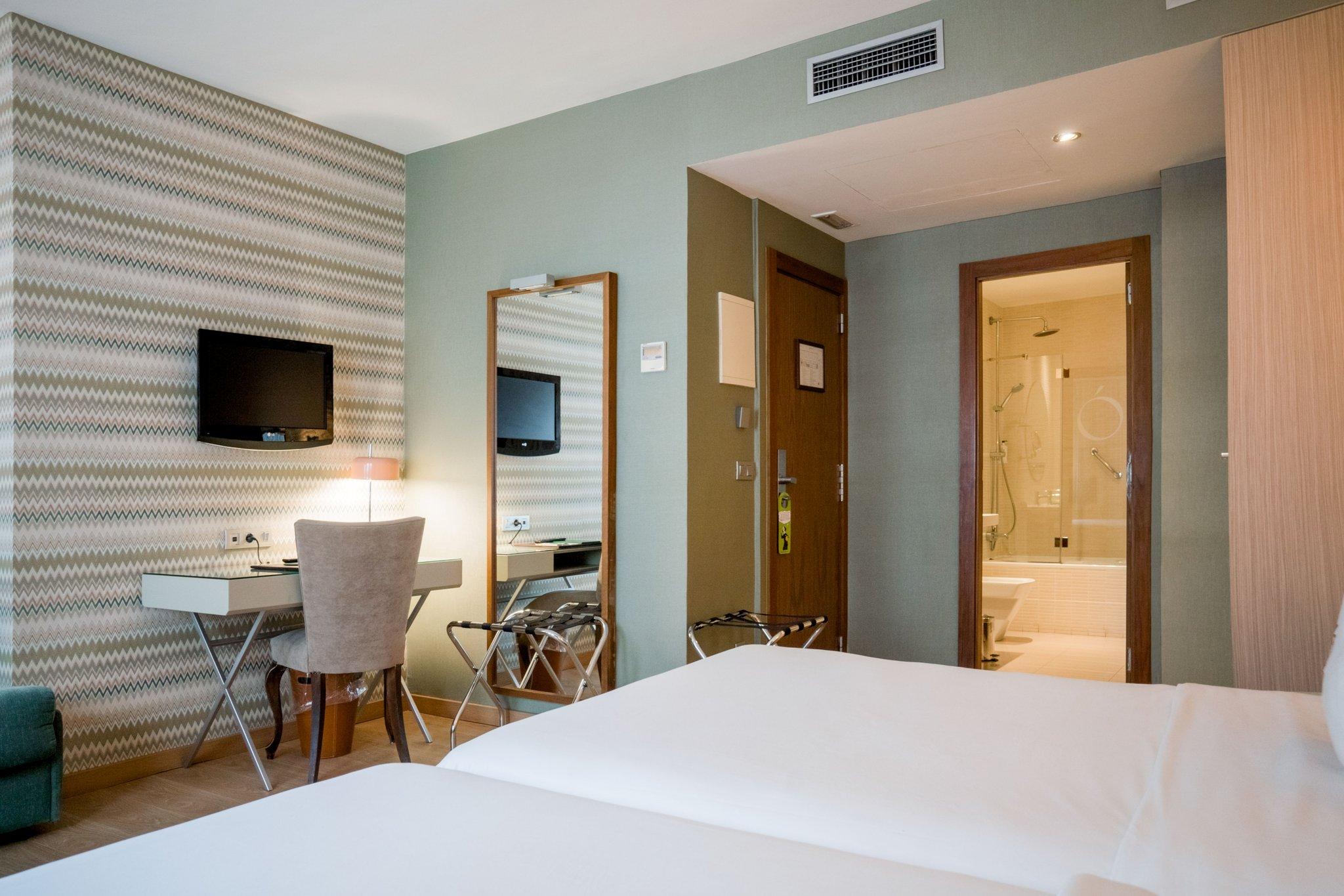 ホテル オペラ 写真