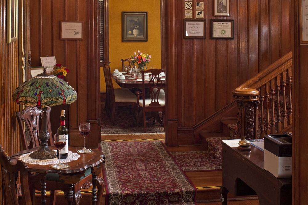 アメリカン ゲスト ハウス 写真