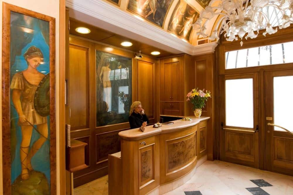 ホテル ジョリ 写真