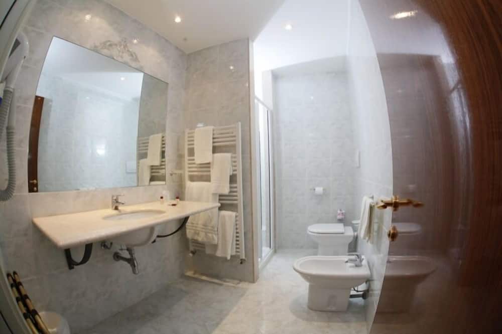 グランデ アルベルゴ インテルナツィオナーレ 写真