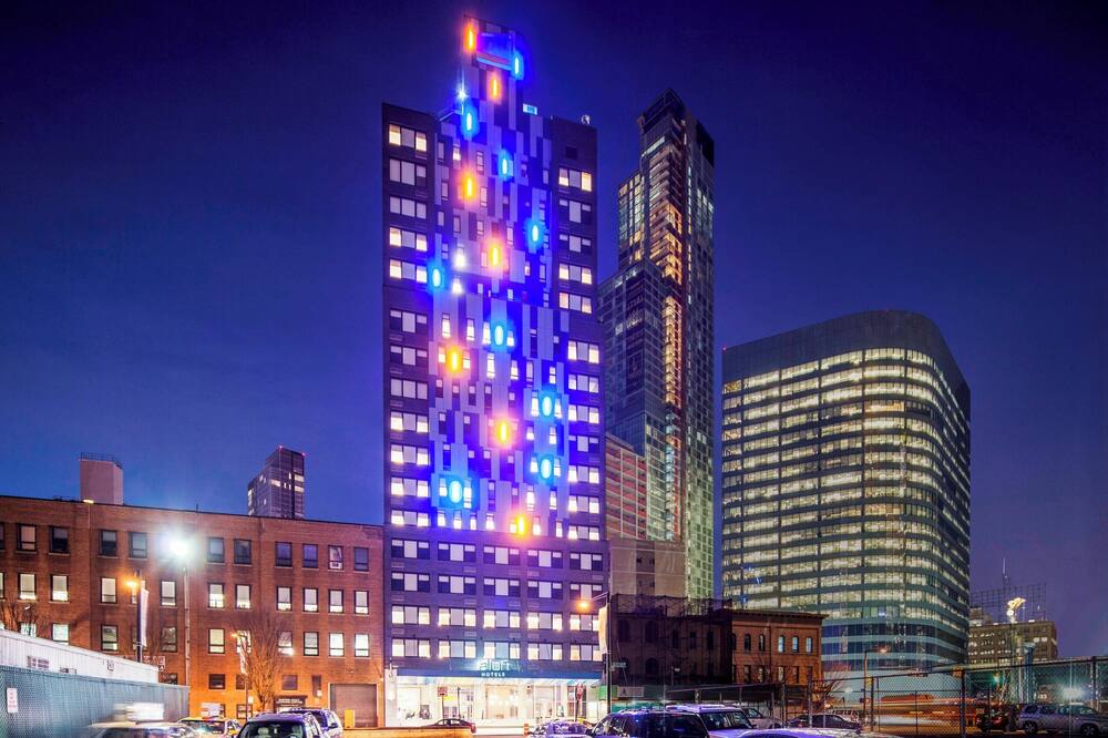 アロフト ロングアイランドシティ マンハッタンビュー 写真