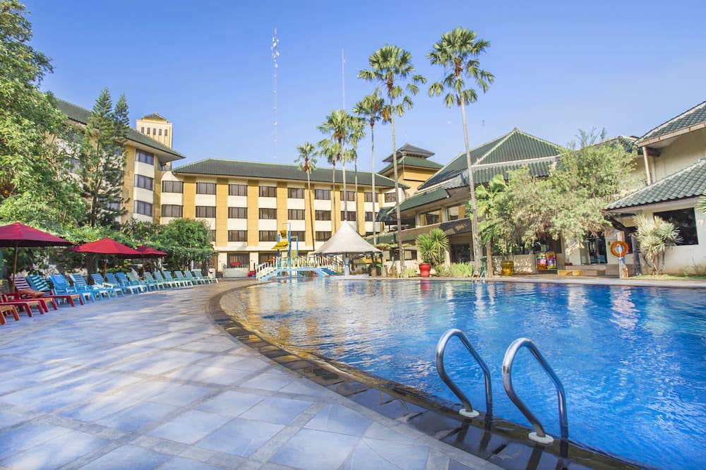 プライム プラザ ホテル プルワカルタ 写真