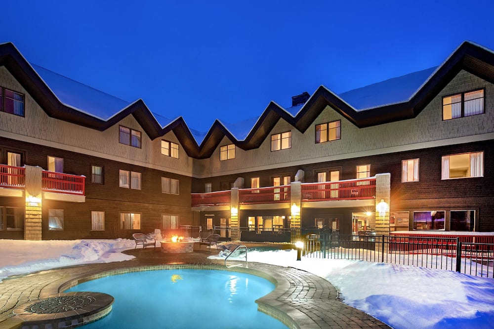 Killington Mountain Lodge, Tapestry Collection by Hilton 写真