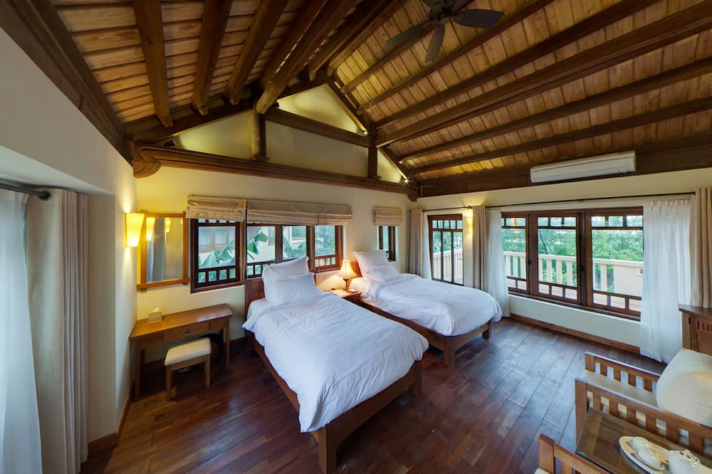 エメラルダ リゾート ニンビン 写真