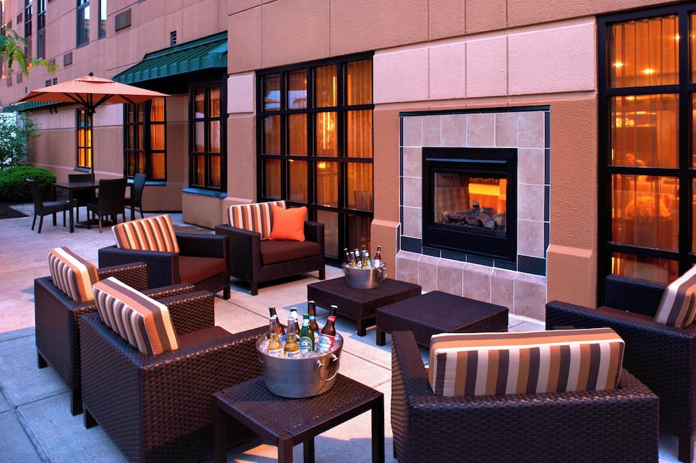 Courtyard by Marriott Cincinnati Covington 写真