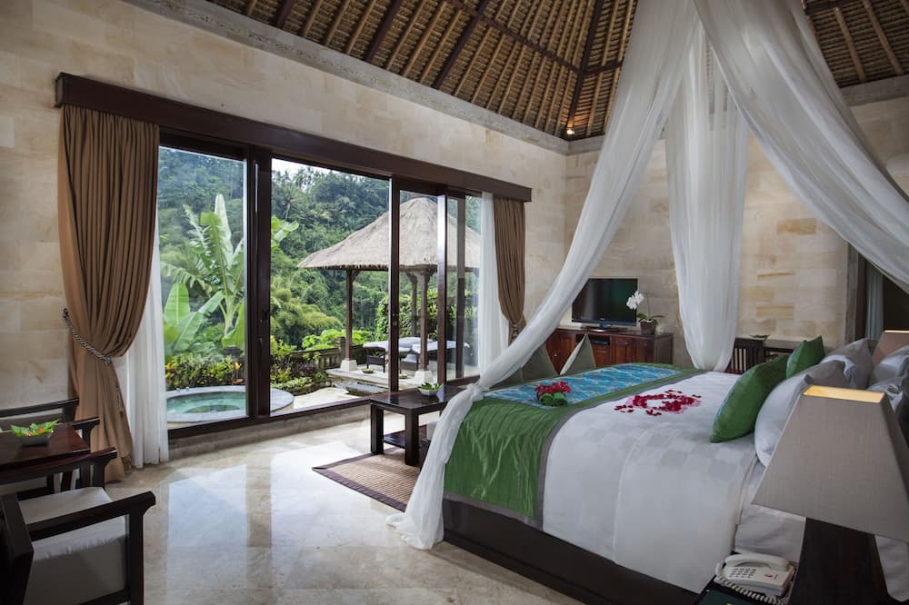 ロイヤル ピタ マハ ホテル 写真