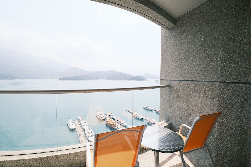 ホテル デル ラーゴ 写真