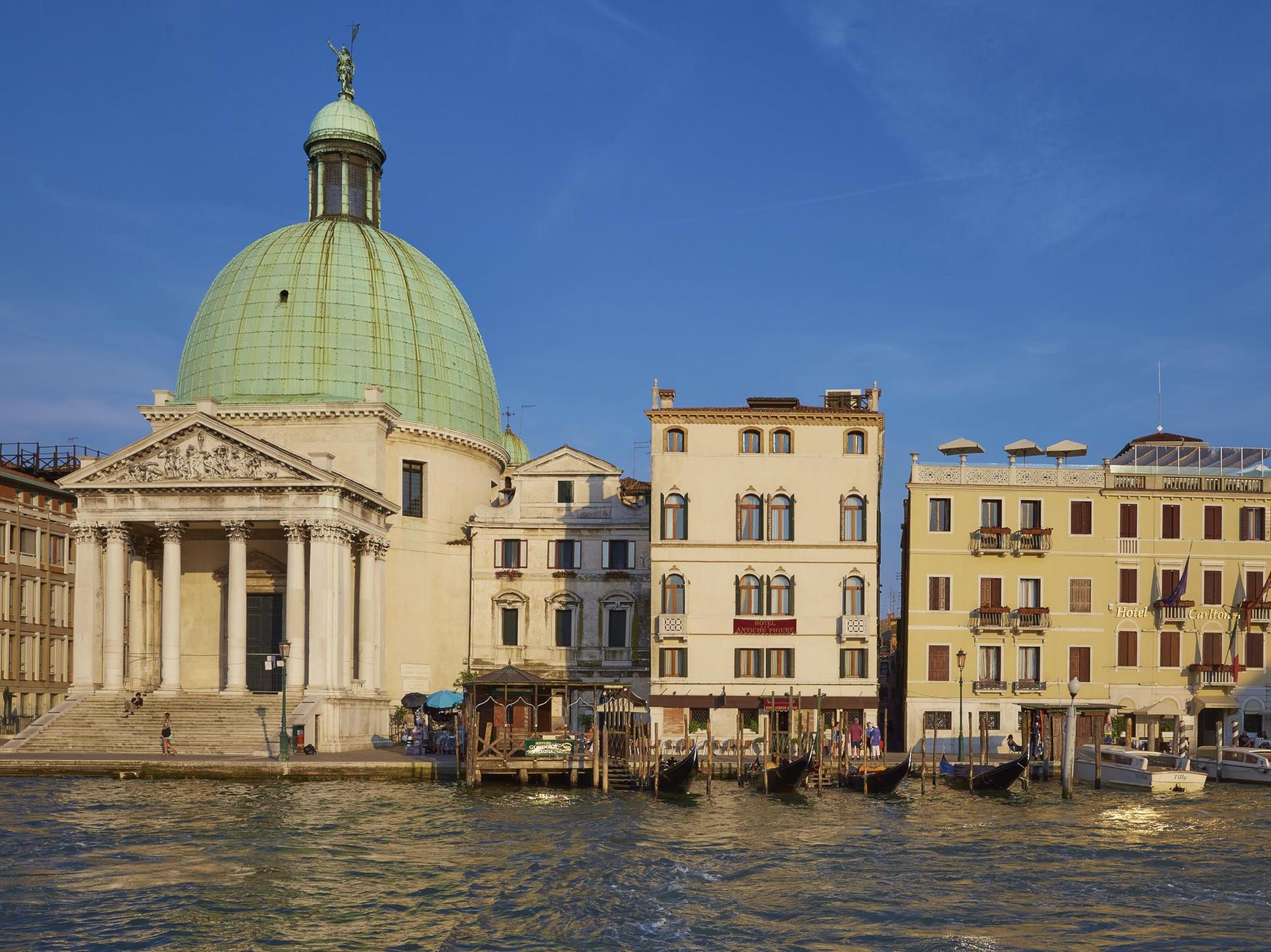 アンティケ フィグーレ ホテル 写真