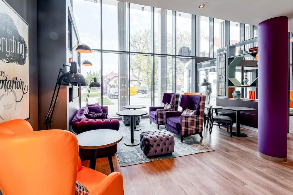 プレミア イン ミュンヘン エアポート ズュード 写真