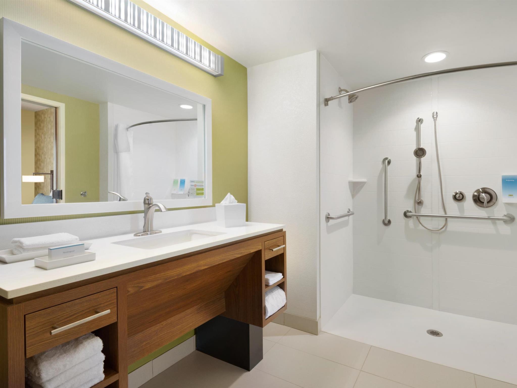 Home2 Suites by Hilton Middleburg Heights Cleveland 写真