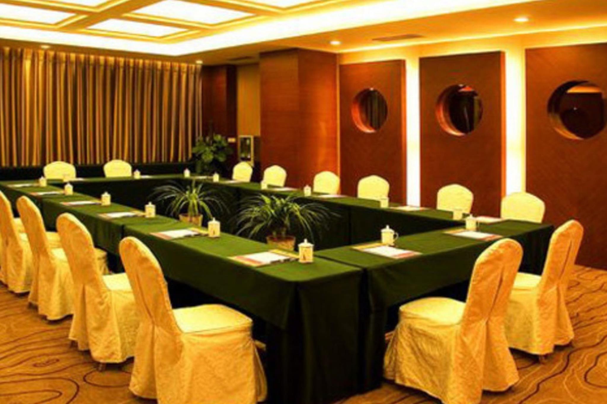 ラマダ バイ ウィンダム ズーボー 写真