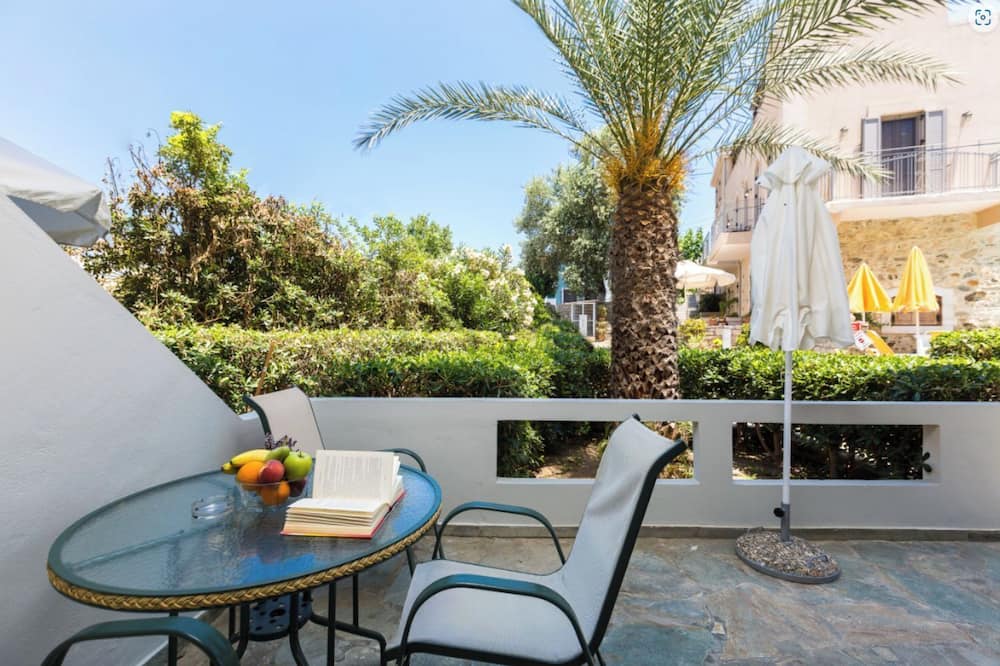 フィロクシニア アパートメンツ 写真