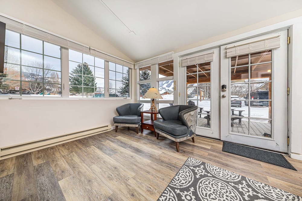 ミラー パーク ロッジ 写真