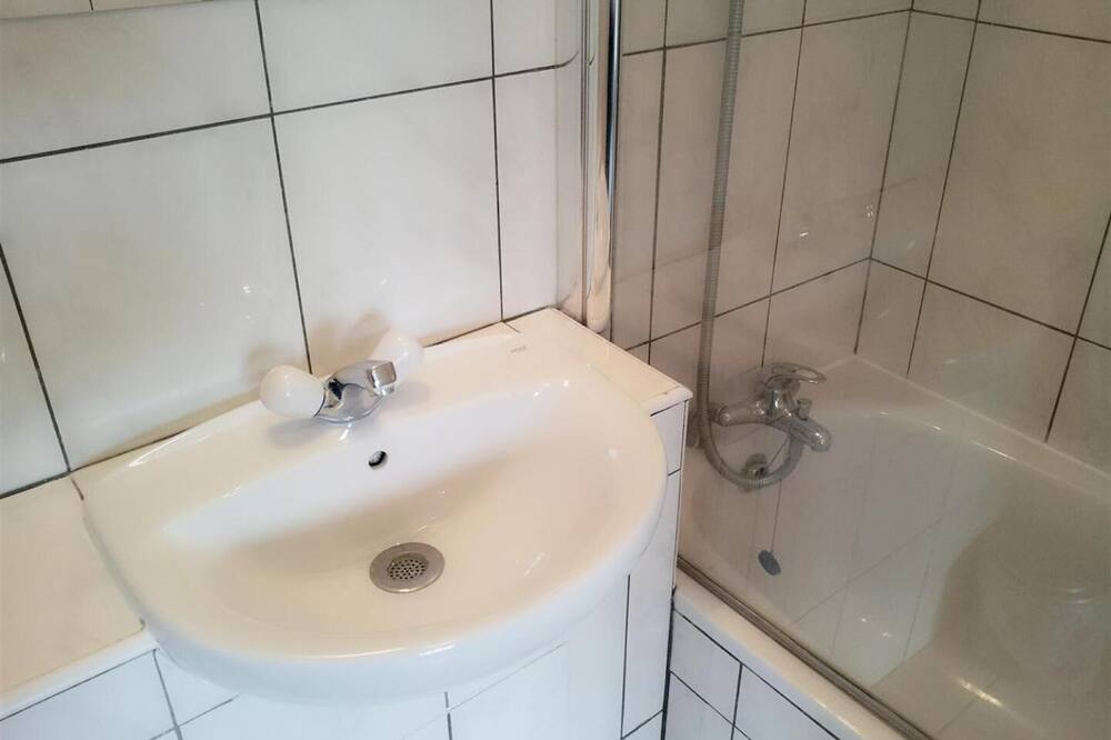 ウエスト クロムウェル ホテル 写真