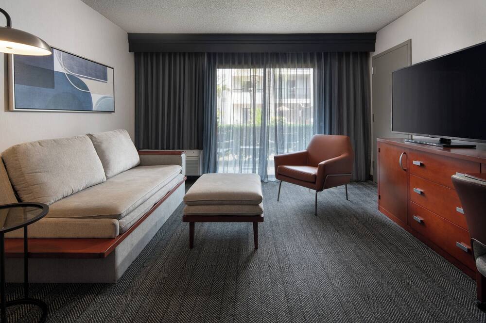 Courtyard by Marriott Fresno 写真