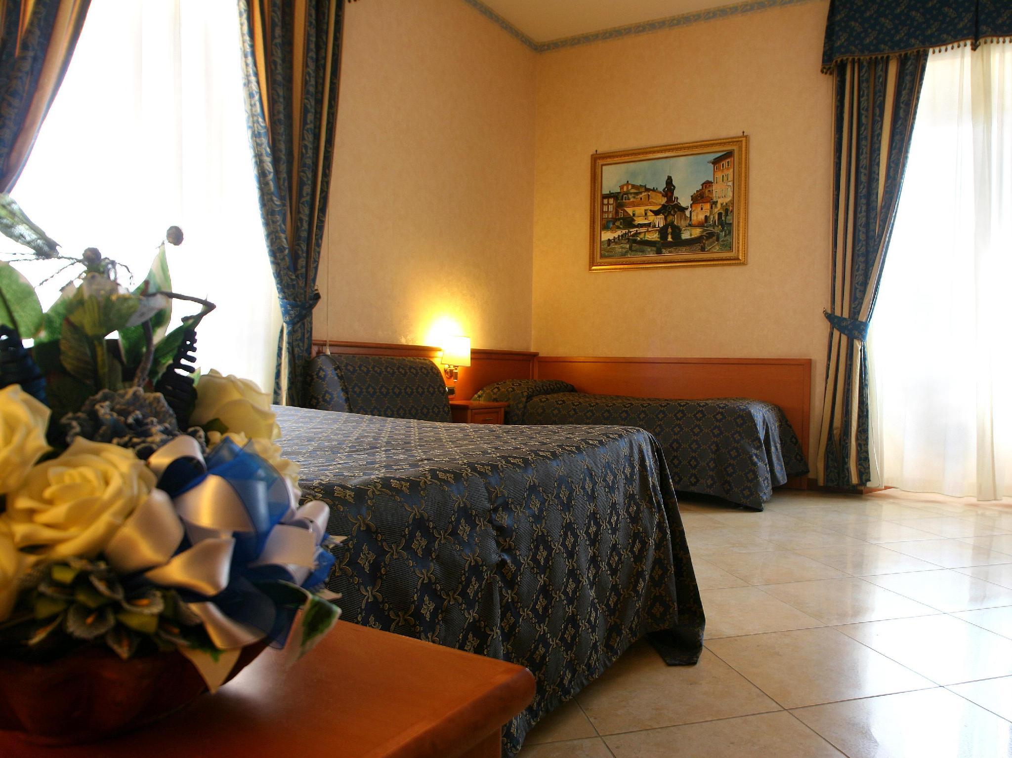 ホテル オルランダ 写真