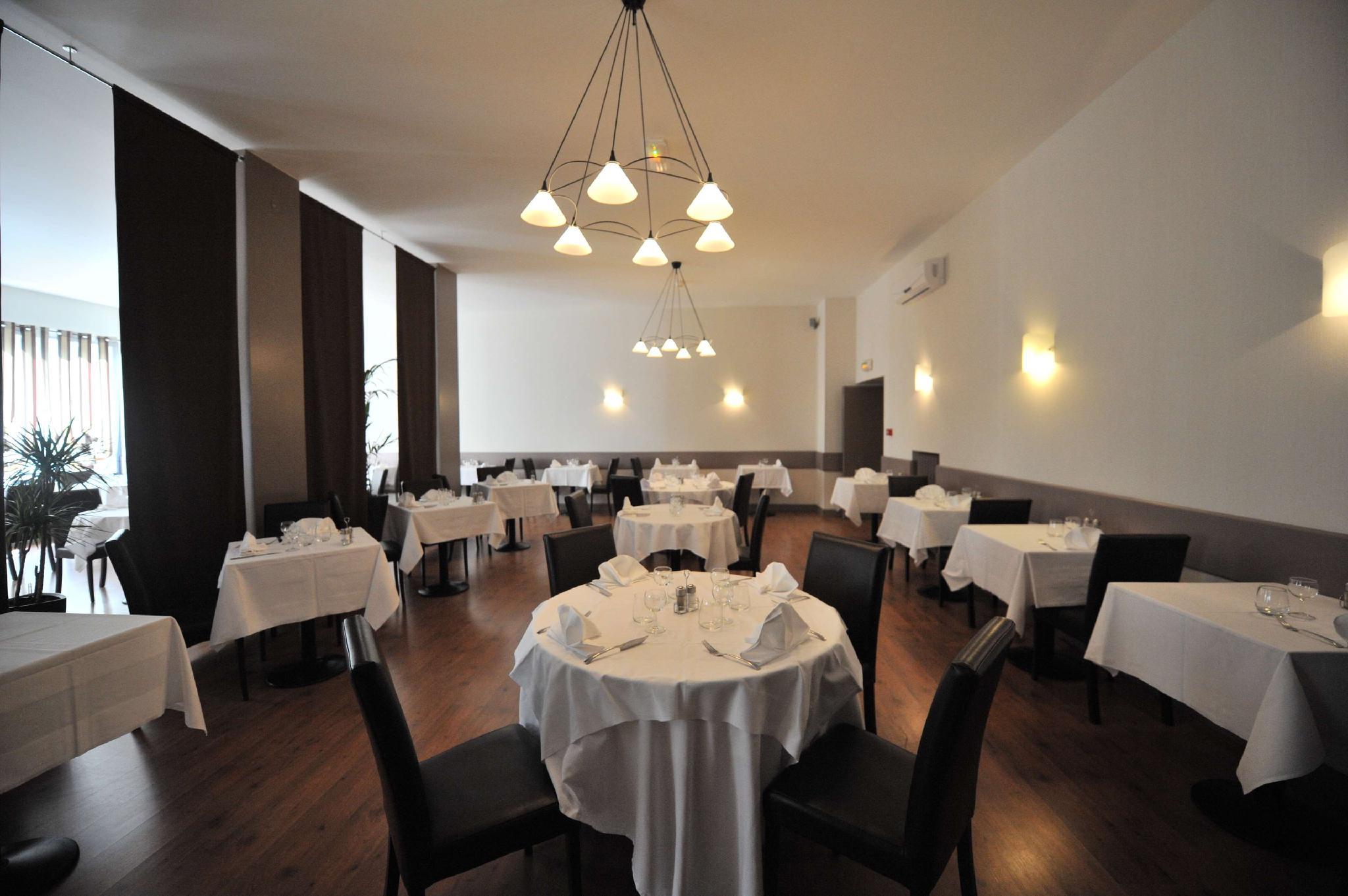 Continental Pau Centre 写真