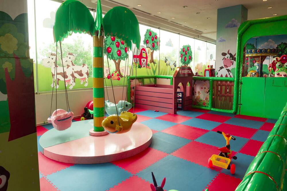 グランド エッジ ホテル スマラン 写真