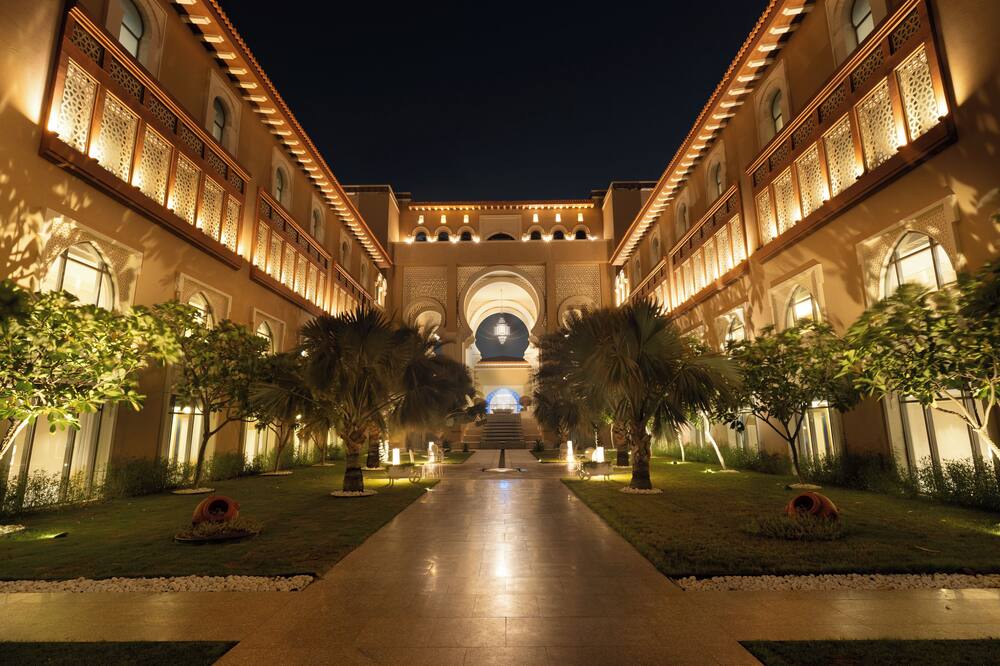 リクソス プレミアム サディヤット アイランド 写真