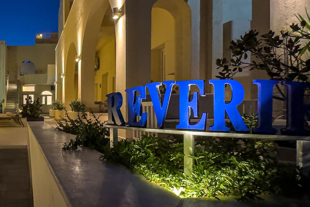 レヴィリエ サントリーニ 写真