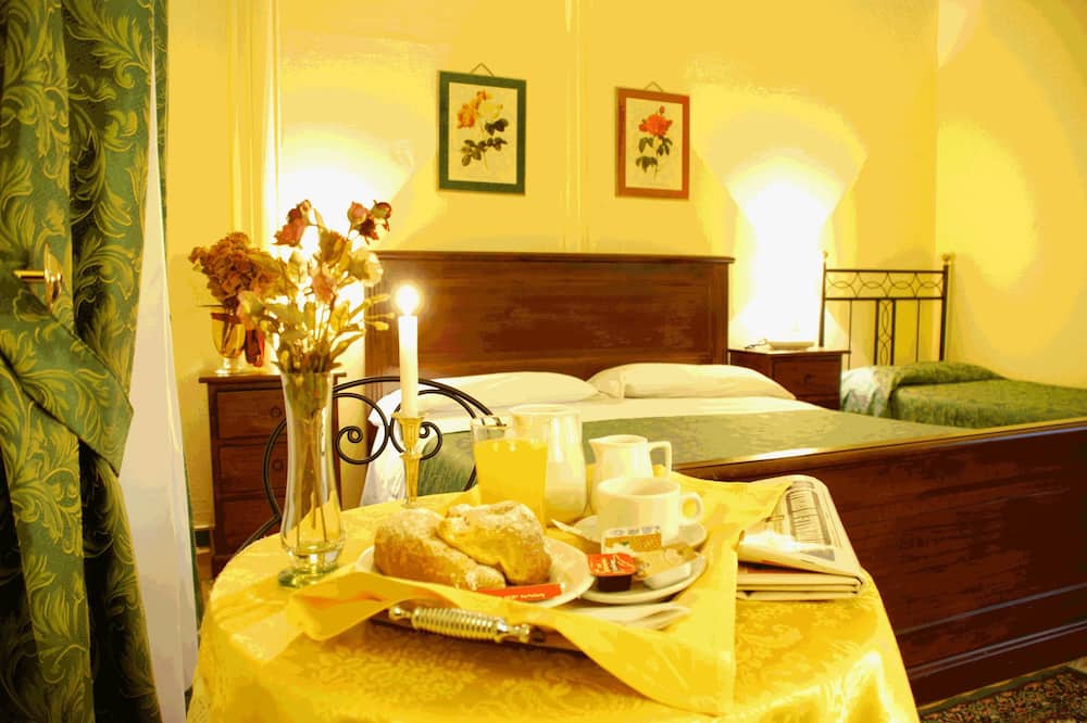 ホテル デル セントロ 写真