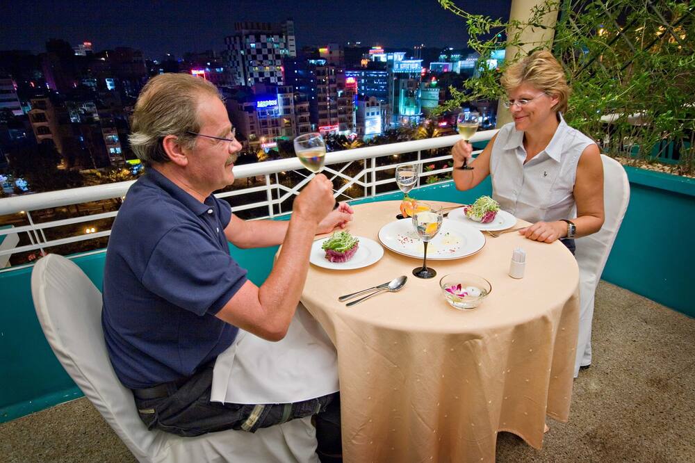 リバティー ホテル サイゴン パークビュー 写真