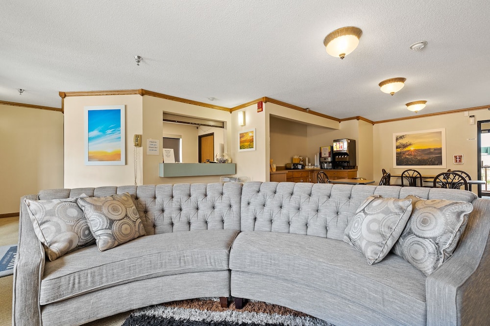 デイズ イン バイ ウィンダム ウォール 写真