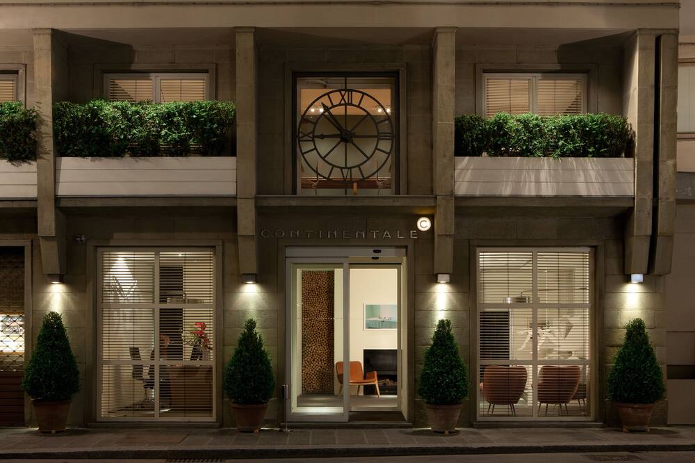 コンチネンターレ 写真