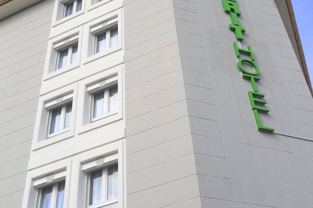 Brit Hotel Calais 写真