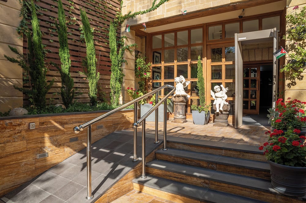 ヒシャム ホテル 写真