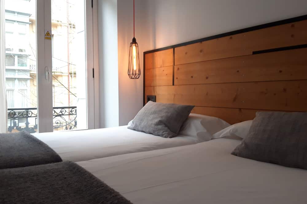 ペンシオン ラ ペルラ 写真