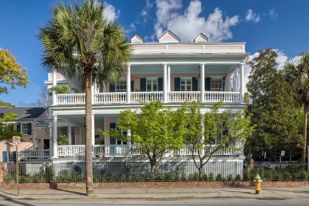 ジ アシュリー 写真