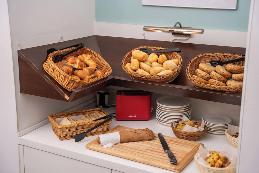 エスカラ ホテル & スイーツ 写真