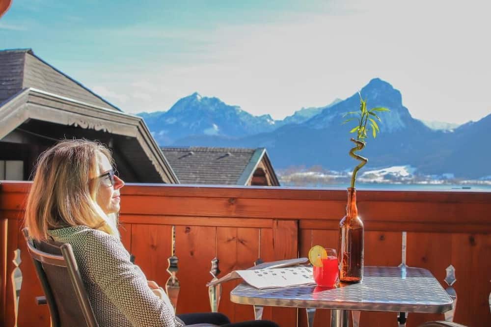 ダス ジンマーブロウ 写真