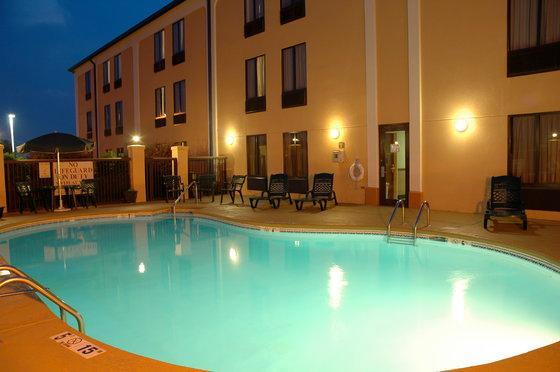 コンフォート イン & スイーツ グリー - グリーンビル 写真