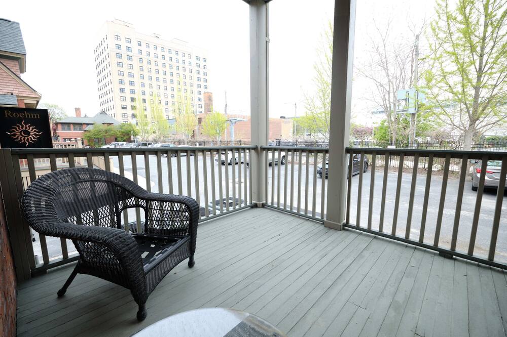 フェリーストリートのイン 写真