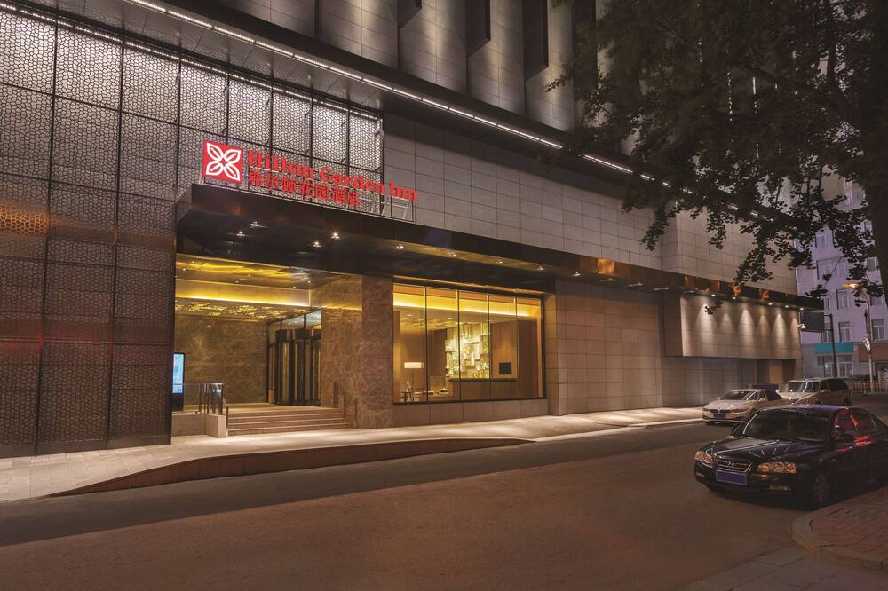 ヒルトン ガーデン イン ダンドン 写真