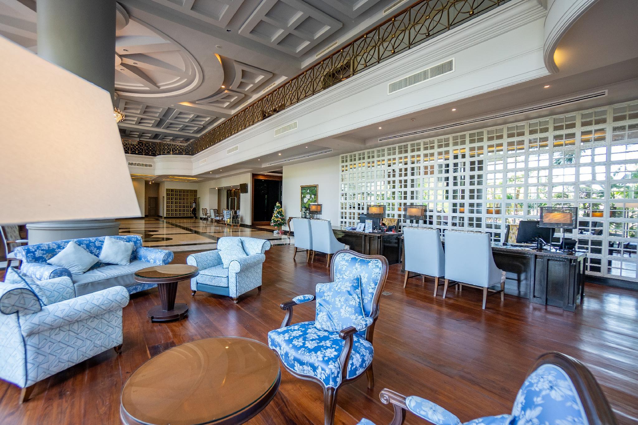 グランド リバーサイド ホテル 写真