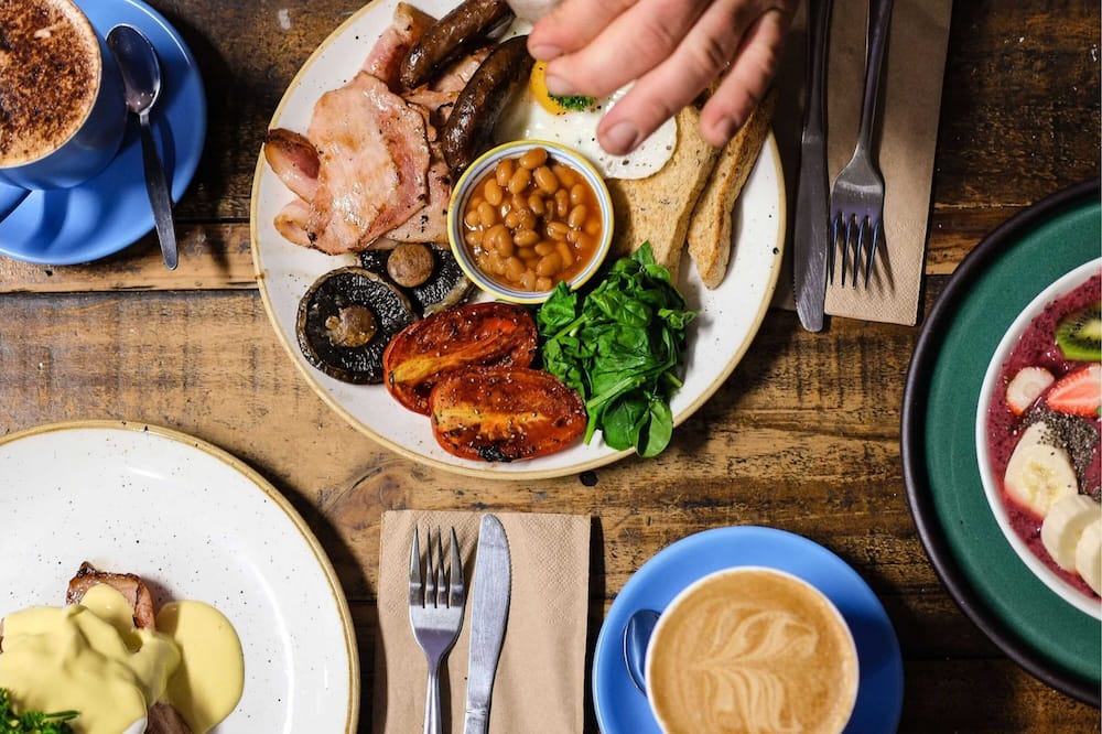 ザ シップ イン 写真