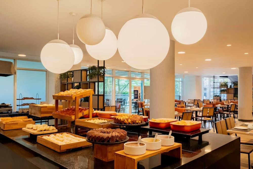 イビス サン パウロ コンゴーニャス 写真