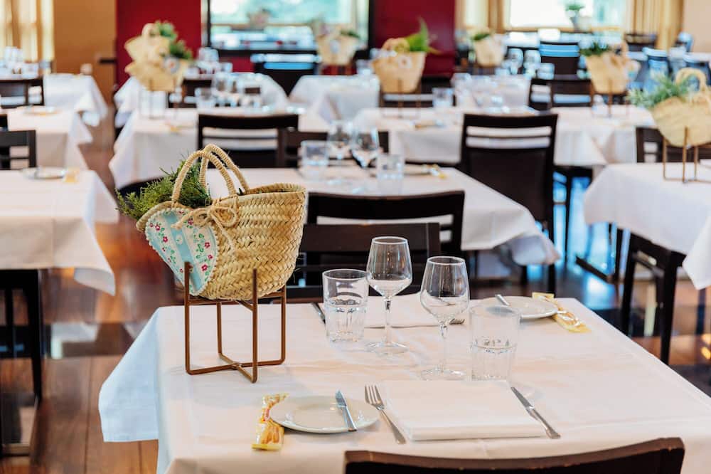 アシス ポルト ビジネス アンド スパ ホテル 写真