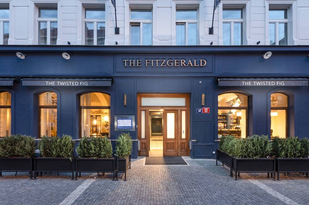 ホテル アルヴィン 写真