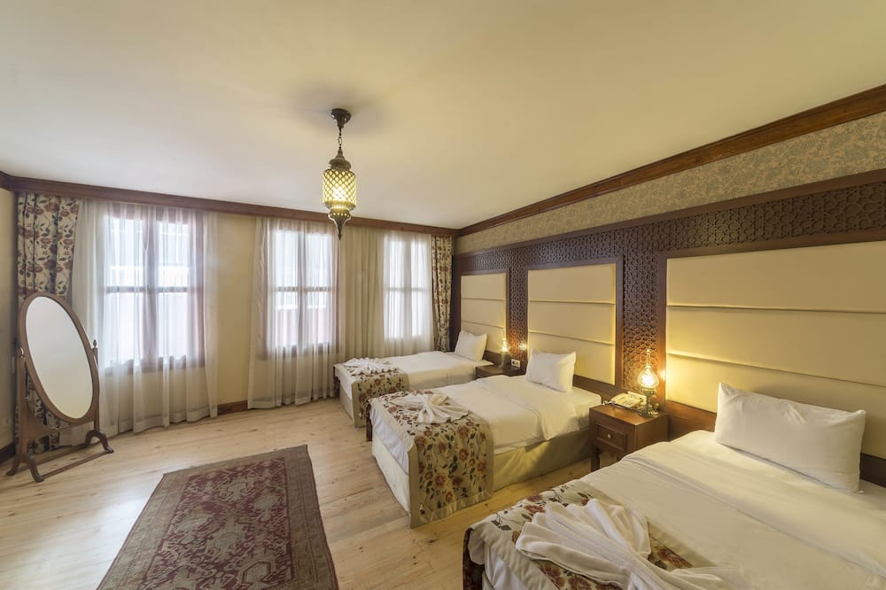 ラリン ホテル 写真